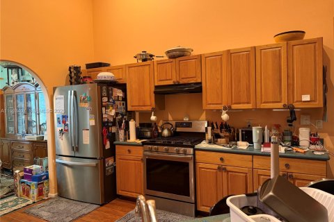 Купить виллу или дом в Уэст-Палм-Бич, Флорида 4 спальни, 204.38м2, № 2057115 - фото 6