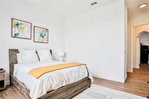 Condo in Davenport, Florida, 3 bedrooms  № 2102939 - photo 9