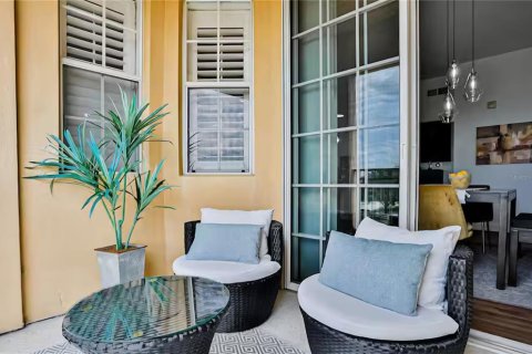 Condo in Davenport, Florida, 3 bedrooms  № 2102939 - photo 25
