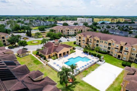 Condo in Davenport, Florida, 3 bedrooms  № 2102939 - photo 6