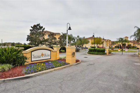 Condo in Davenport, Florida, 3 bedrooms № 2102939