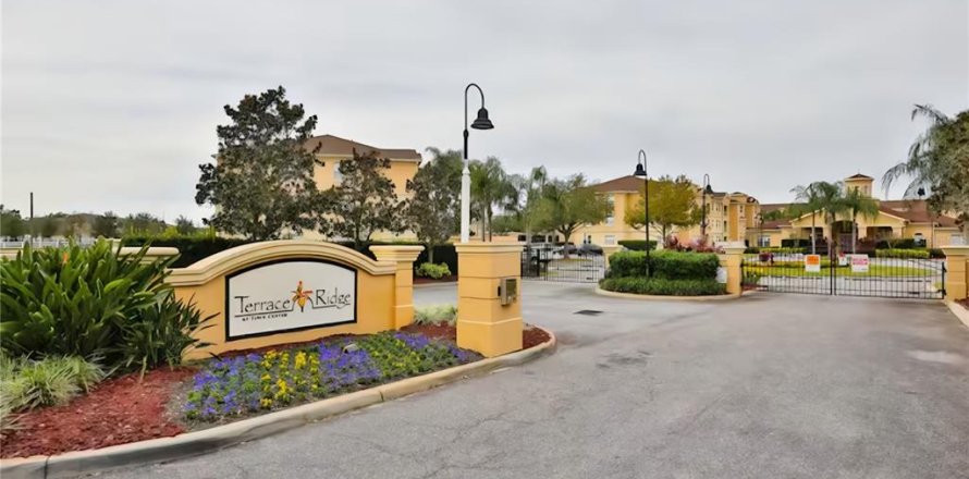 Condo in Davenport, Florida, 3 bedrooms  № 2102939