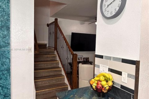 Купить таунхаус в Хомстед, Флорида 3 спальни, 146.79м2, № 2032898 - фото 7