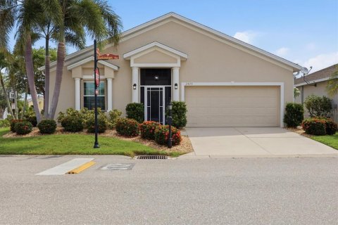 Casa en Port Charlotte, Florida 3 dormitorios, 129.6 m2 № 2277739