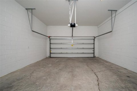 Townhouse in Kissimmee, Florida 3 bedrooms, 151.24 sq.m. № 2198275 - photo 24