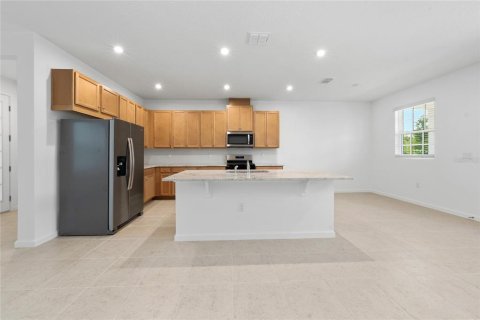 Townhouse in Kissimmee, Florida 3 bedrooms, 151.24 sq.m. № 2198275 - photo 8