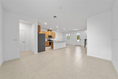 Townhouse in Kissimmee, Florida 3 bedrooms, 151.24 sq.m. № 2198275 - photo 10