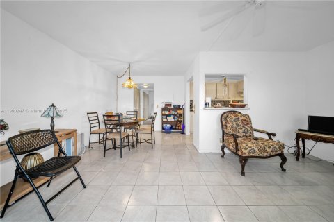 Condominio en venta en Boca Raton, Florida, 1 dormitorio, 66.89 m2 № 1953684 - foto 5