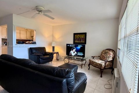 Купить кондоминиум в Бока-Ратон, Флорида 1 спальня, 66.89м2, № 1953684 - фото 9