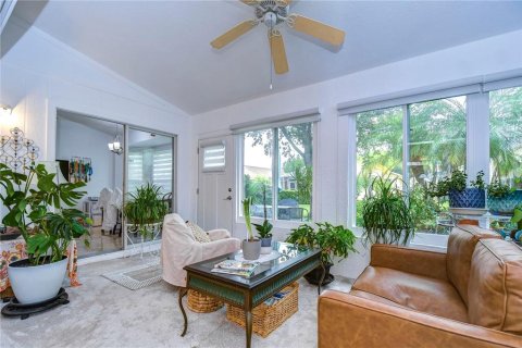 House in Trinity, Florida 2 bedrooms, 155.52 sq.m. № 1749481 - photo 6