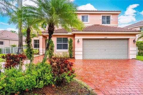 House in Weston, Florida 7 bedrooms, 305.93 sq.m. № 1968383 - photo 2
