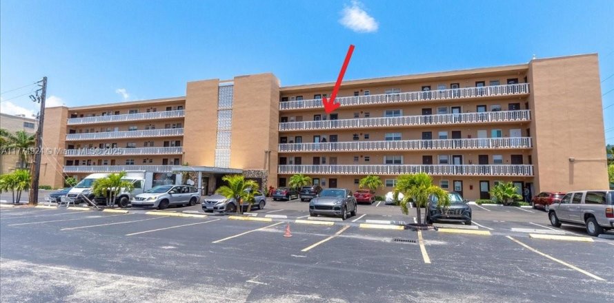 Condo à Hallandale Beach, Floride, 1 chambre  № 1940803