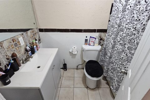 Купить виллу или дом в Помпано-Бич, Флорида 5 спален, 155.05м2, № 1177631 - фото 9