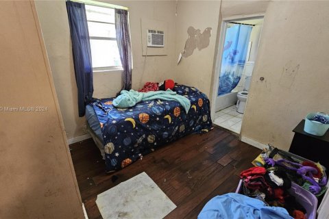 Купить виллу или дом в Помпано-Бич, Флорида 5 спален, 155.05м2, № 1177631 - фото 15