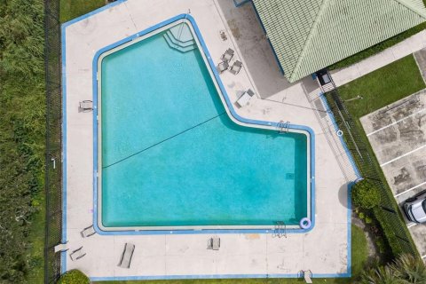 Townhouse in Winter Garden, Florida 1 bedroom, 70.23 sq.m. № 2386255 - photo 8