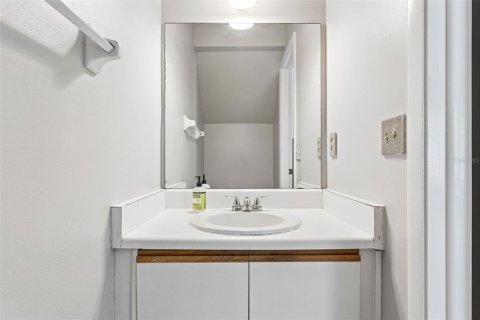 Townhouse in Winter Garden, Florida 1 bedroom, 70.23 sq.m. № 2386255 - photo 3