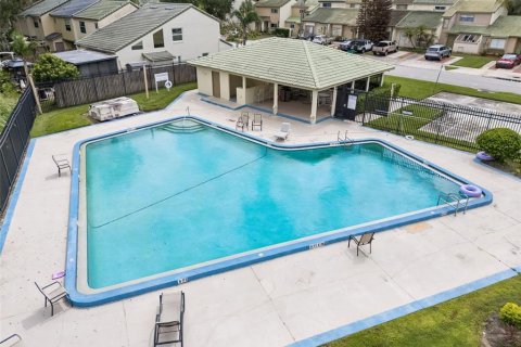 Townhouse in Winter Garden, Florida 1 bedroom, 70.23 sq.m. № 2386255 - photo 6
