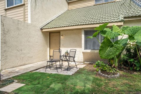 Townhouse in Winter Garden, Florida 1 bedroom, 70.23 sq.m. № 2386255 - photo 9