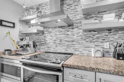 Copropriété à vendre à Oakland Park, Floride: 2 chambres, 89.19 m2 № 2175638 - photo 25