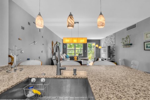 Copropriété à vendre à Oakland Park, Floride: 2 chambres, 89.19 m2 № 2175638 - photo 27