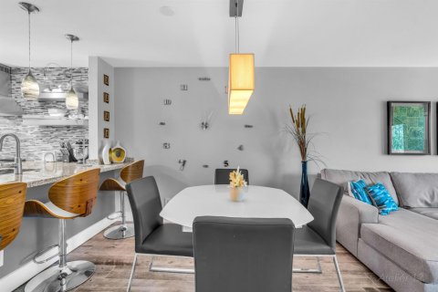 Copropriété à vendre à Oakland Park, Floride: 2 chambres, 89.19 m2 № 2175638 - photo 28