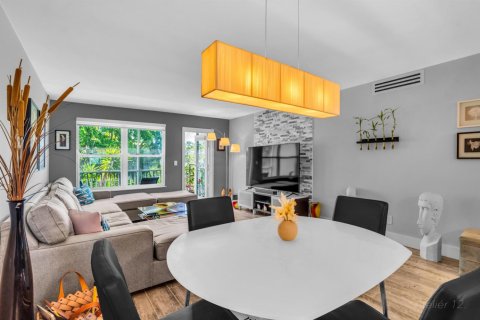 Copropriété à vendre à Oakland Park, Floride: 2 chambres, 89.19 m2 № 2175638 - photo 24