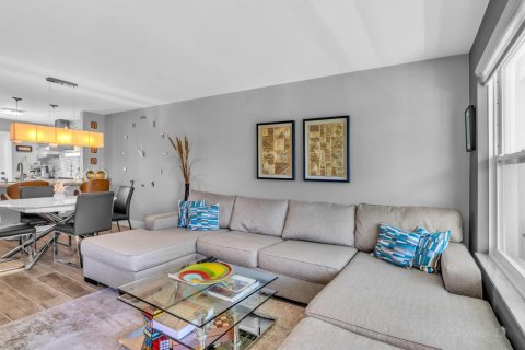 Copropriété à vendre à Oakland Park, Floride: 2 chambres, 89.19 m2 № 2175638 - photo 15