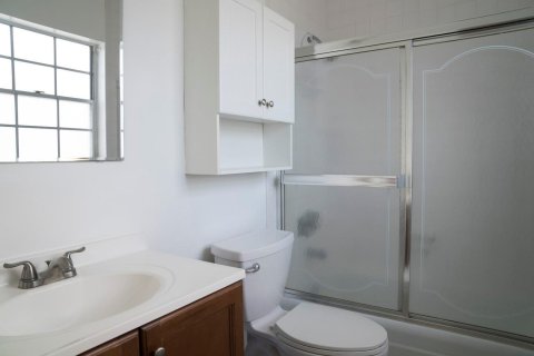 Apartment in Pompano Beach, Florida 2 bedrooms, 78.04 sq.m. № 2188220 - photo 11