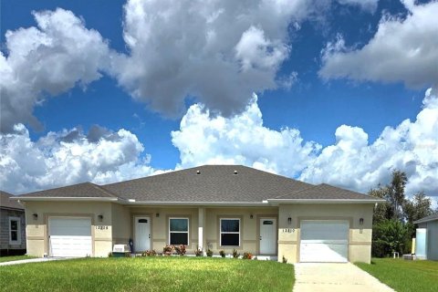 Immobilier commercial à Port Charlotte, Floride 6 chambres, 222.97 m2 № 2120687