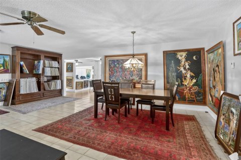 Villa ou maison à vendre à Plantation, Floride: 4 chambres, 239.5 m2 № 1990550 - photo 8