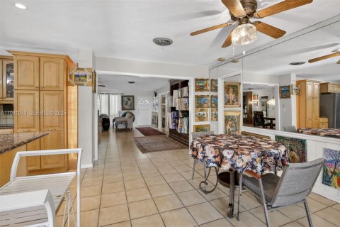 Villa ou maison à vendre à Plantation, Floride: 4 chambres, 239.5 m2 № 1990550 - photo 15