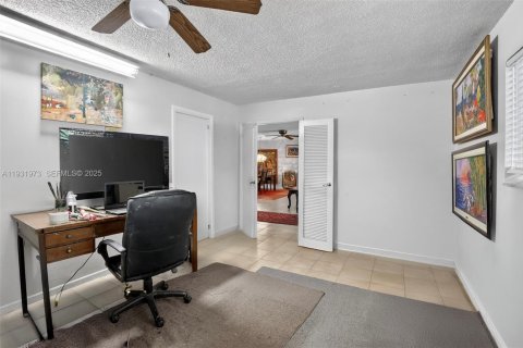 Villa ou maison à vendre à Plantation, Floride: 4 chambres, 239.5 m2 № 1990550 - photo 29