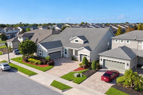 House in Winter Garden, Florida 5 bedrooms, 289.67 sq.m. № 2425977