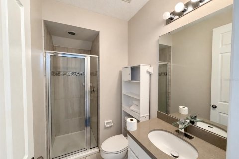 House in Winter Garden, Florida 5 bedrooms, 289.67 sq.m. № 2425977 - photo 22