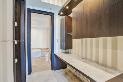 Condo in Sunny Isles Beach, Florida, 3 bedrooms № 2090262 - photo 28