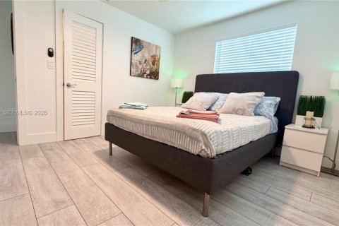 Villa ou maison à louer à Lantana, Floride: 3 chambres, 93.55 m2 № 2292890 - photo 12