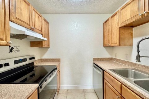 Copropriété à louer à Tampa, Floride: 1 chambre, 59.83 m2 № 2398783 - photo 7
