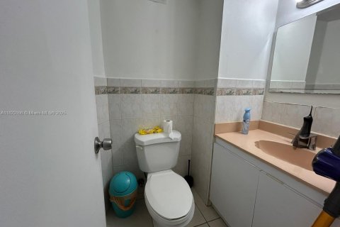 Copropriété à vendre à Miami Beach, Floride: 1 chambre, 74.04 m2 № 1979643 - photo 18