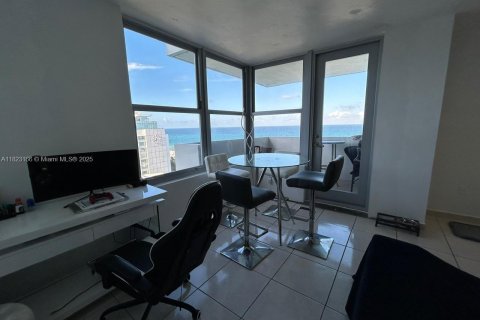 Copropriété à vendre à Miami Beach, Floride: 1 chambre, 74.04 m2 № 1979643 - photo 15