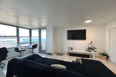 Copropriété à vendre à Miami Beach, Floride: 1 chambre, 74.04 m2 № 1979643 - photo 13