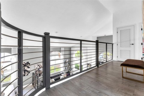 Villa ou maison à louer à Miramar, Floride: 4 chambres, 285.86 m2 № 2051423 - photo 19