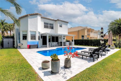 Villa ou maison à louer à Miramar, Floride: 4 chambres, 285.86 m2 № 2051423 - photo 25