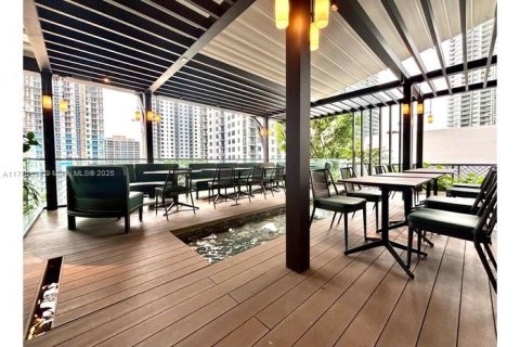 Condo in Miami, Florida  № 1735653 - photo 19