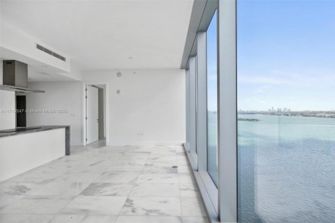 Condominio en venta en Miami, Florida, 2 dormitorios, 100.33 m2 № 1471681 - foto 7
