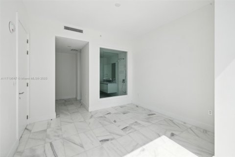 Condominio en venta en Miami, Florida, 2 dormitorios, 100.33 m2 № 1471681 - foto 11