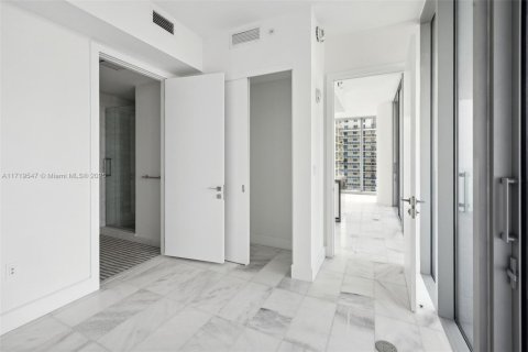 Condominio en venta en Miami, Florida, 2 dormitorios, 100.33 m2 № 1471681 - foto 17