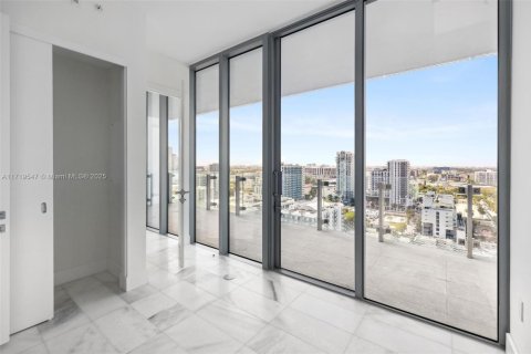 Condominio en venta en Miami, Florida, 2 dormitorios, 100.33 m2 № 1471681 - foto 18