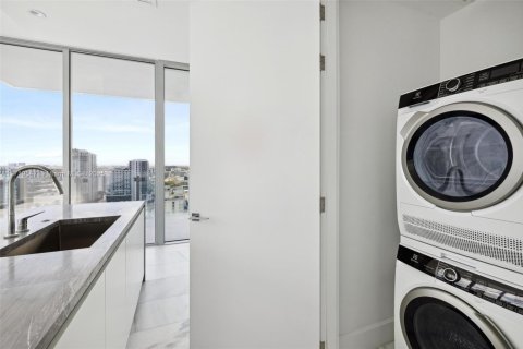 Condominio en venta en Miami, Florida, 2 dormitorios, 100.33 m2 № 1471681 - foto 22