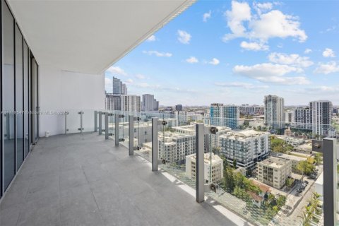 Condominio en venta en Miami, Florida, 2 dormitorios, 100.33 m2 № 1471681 - foto 19