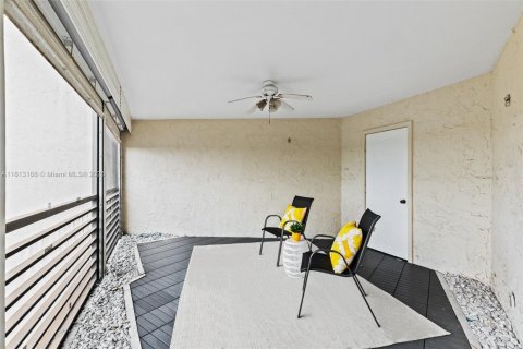 Copropriété à vendre à Tamarac, Floride: 2 chambres, 96.62 m2 № 1762559 - photo 23